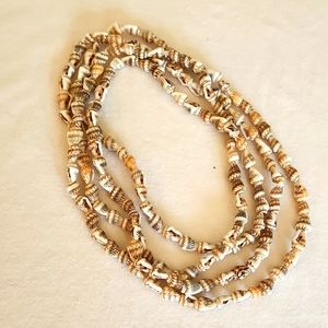 Estate Sale Vintage Conch Shell Necklace